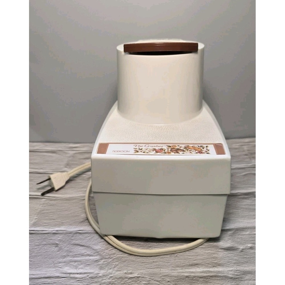 Robeson Electric Ice Crusher Machine Ivory And Brown Vintage Small And Compact